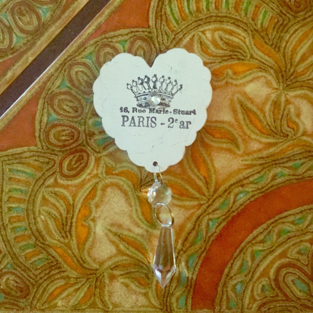 💖🎁GIFT NEW Paris Wood Heart Magnet with jewel dangle